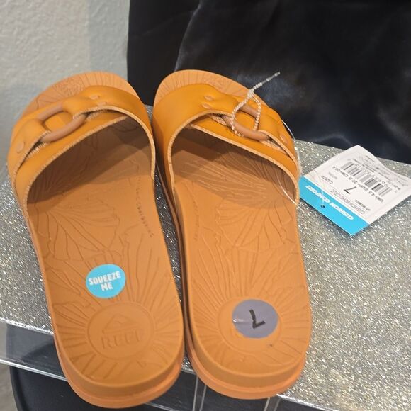 Reef Cushion Soho Cruz Slide Sandal- Natural - Picture 8 of 9